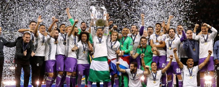 Los socios del Real Madrid no dan la espalda al equipo pese a la derrota en el Clásico