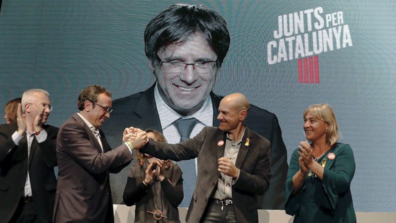 El Parlament convoca un pleno para reivindicar la investidura de Puigdemont