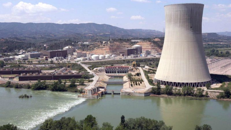 Agentes vigilarán dos centrales nucleares catalanas ante la amenaza islamista