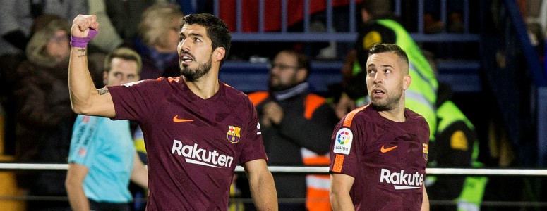 Luis Suárez lidera al Barça ante un Villarreal con diez