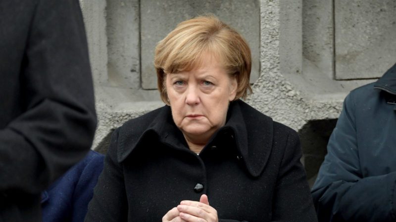 Marcha contra Merkel: 'No podemos permitir la introducción de la Sharía'