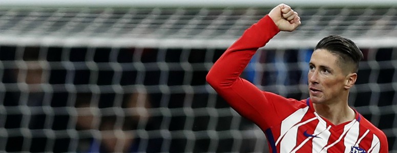 Fernando Torres pone segundo en la Liga al Atlético con su gol al Alavés