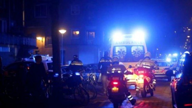 Al menos un muerto y dos heridos tras un tiroteo en el centro de Ámsterdam