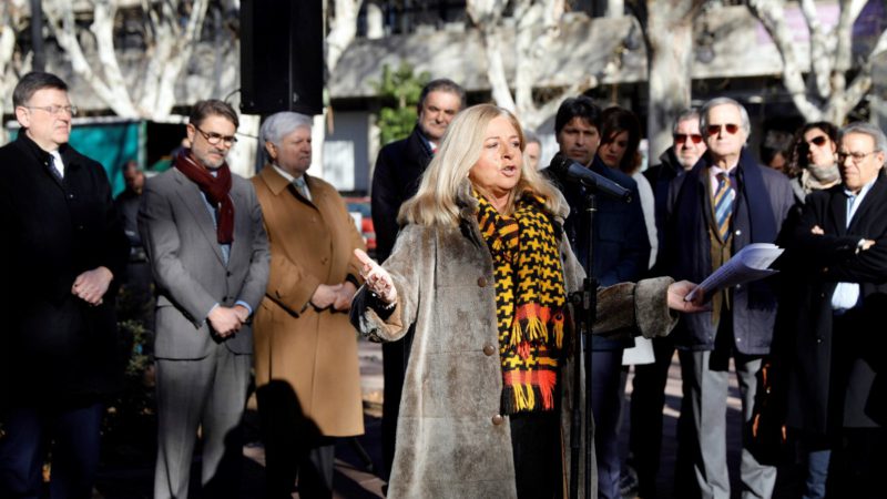 Francia niega la versión del Gobierno vasco sobre el acercamiento de etarras