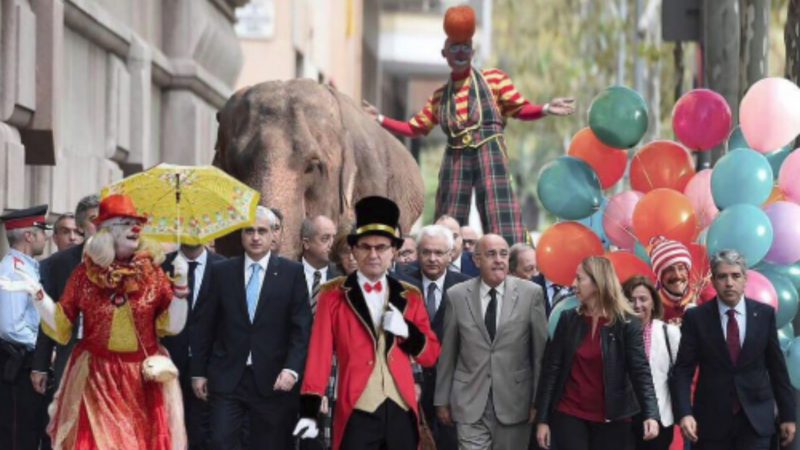 Los mejores memes de la apertura del Parlament: 'Vuelve el circo'