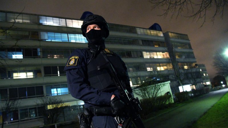 La policía sueca suplica a sus gobernantes: "¡Ayúdennos!"