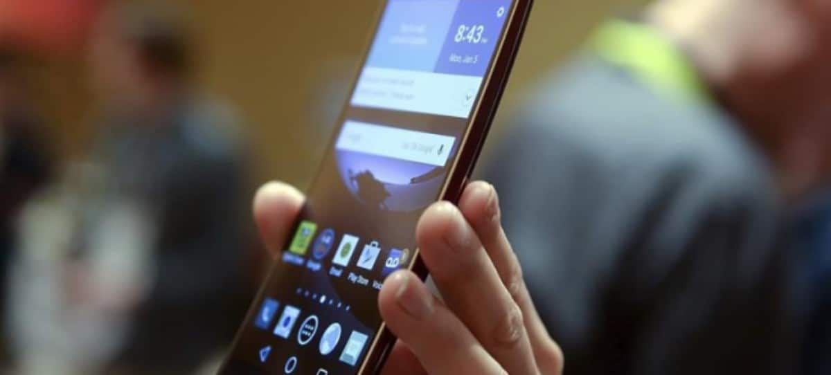 LG esconderá 5 móviles en Barcelona para que se los quede quien los encuentre