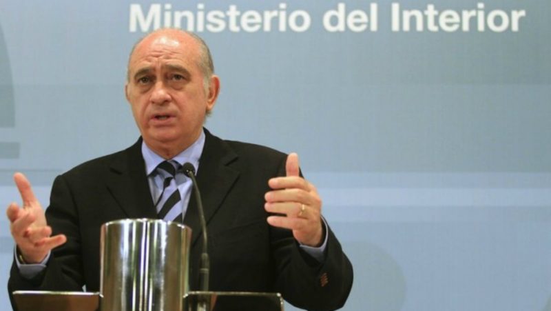 El exministro Fernández Díaz también fue vigilado por los Mossos