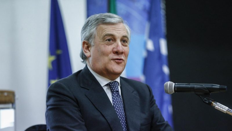 Tajani acepta el encargo de Berlusconi y liderará la candidatura conservadora