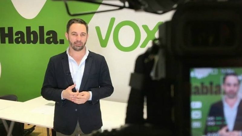 VOX ya convence a los primeros espadas de la derecha mediática