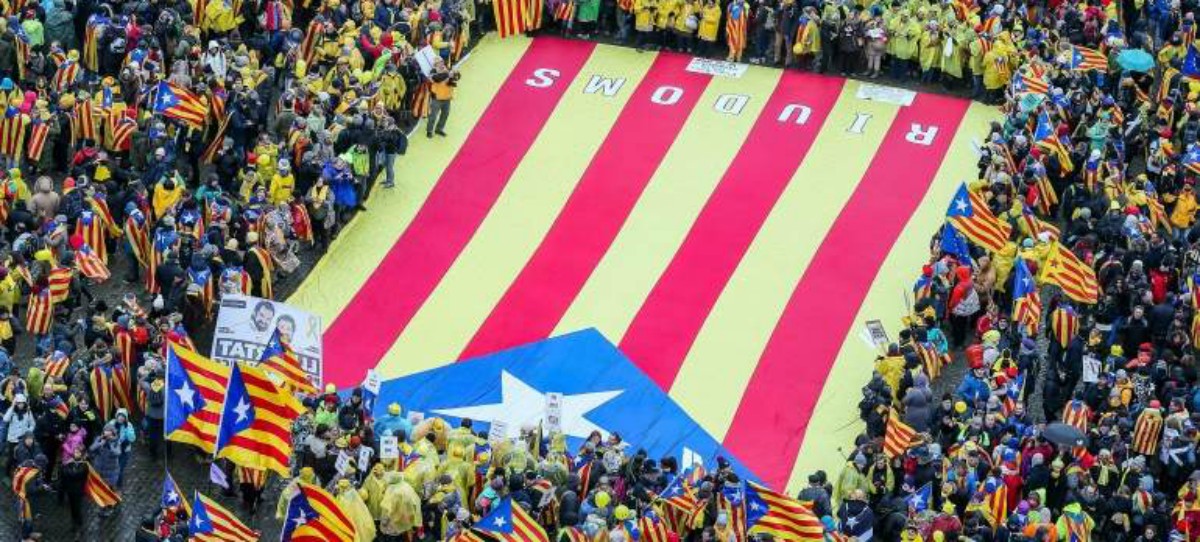 El independentismo acelera la fuga de depósitos en Cataluña: se esfuman 31.400 millones de euros