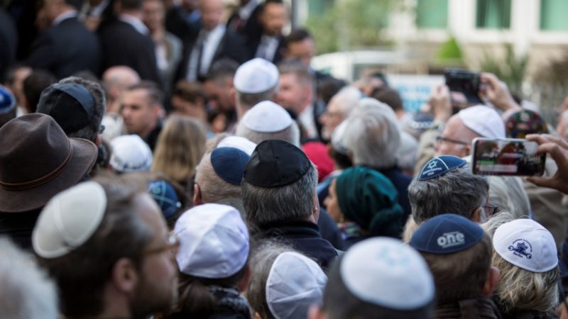 Alemania reconoce la violencia antisemita: los políticos se ponen la kipá