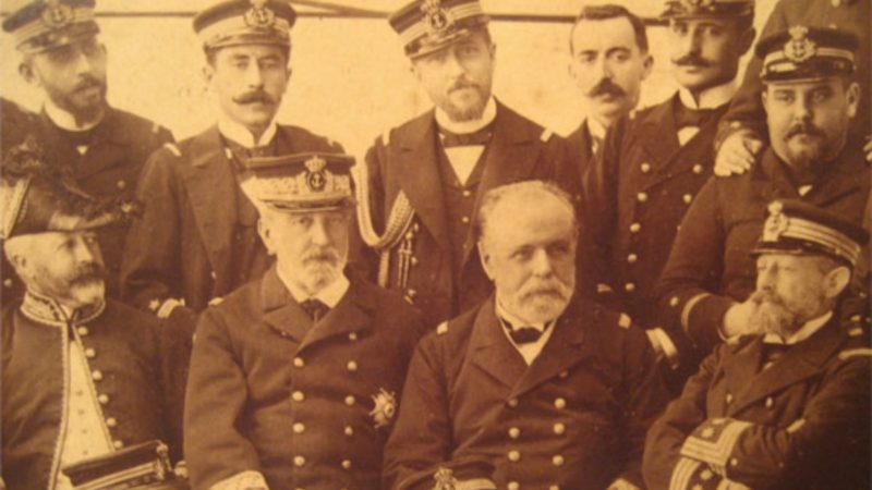 Foto del almirante Cervera y Topete
