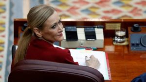 Cristina Cifuentes en el Pleno de la Asamblea | EFE
