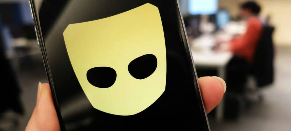 Grindr compartió datos de VIH de sus usuarios