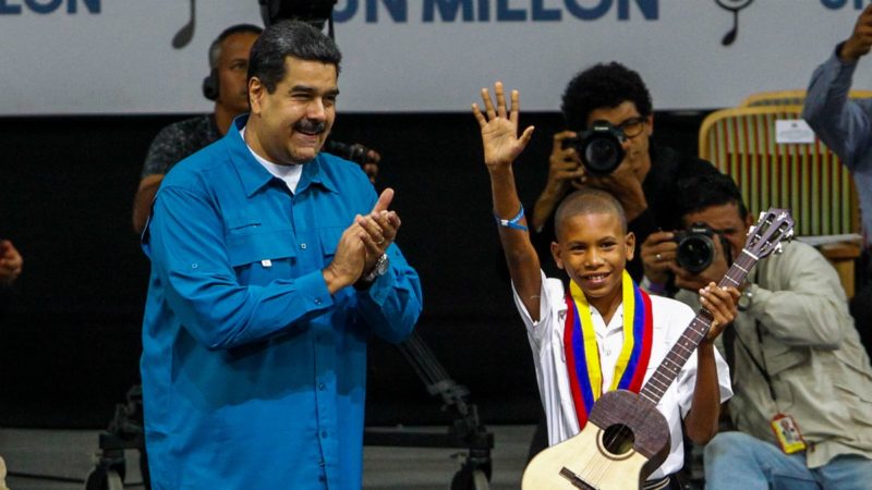Maduro apoya a los narcoterroristas de las FARC: 'Son responsables de la paz'