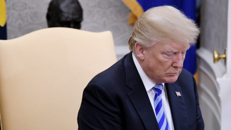 Trump asegura que 'está por ver' si finalmente hay reunión con Kim Jong-Un