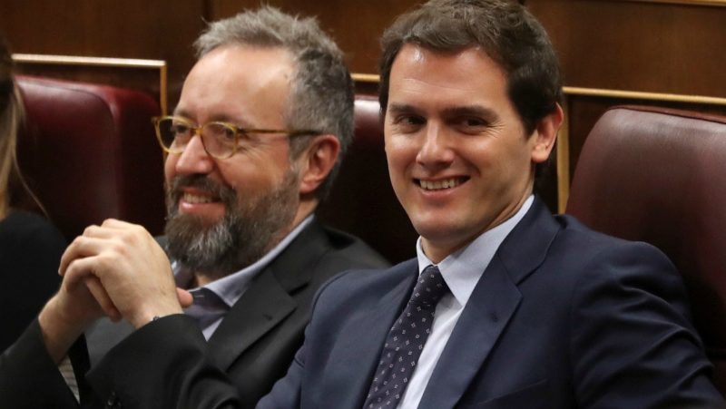 Girauta resume el Gobierno imposible de Sánchez: 'Agárrense los machos'