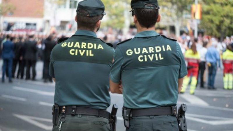 Guardias civiles claman contra la nueva prohibición que les quieren imponer
