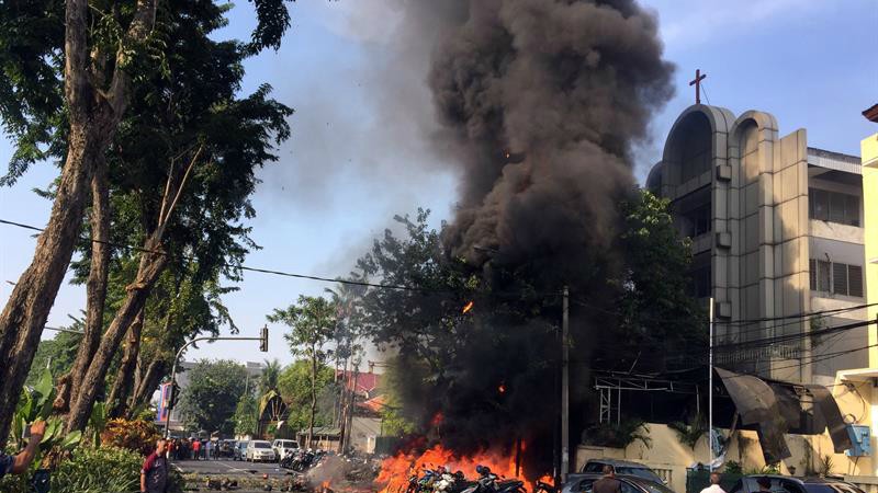 Una de las iglesias atacadas en Indonesia
