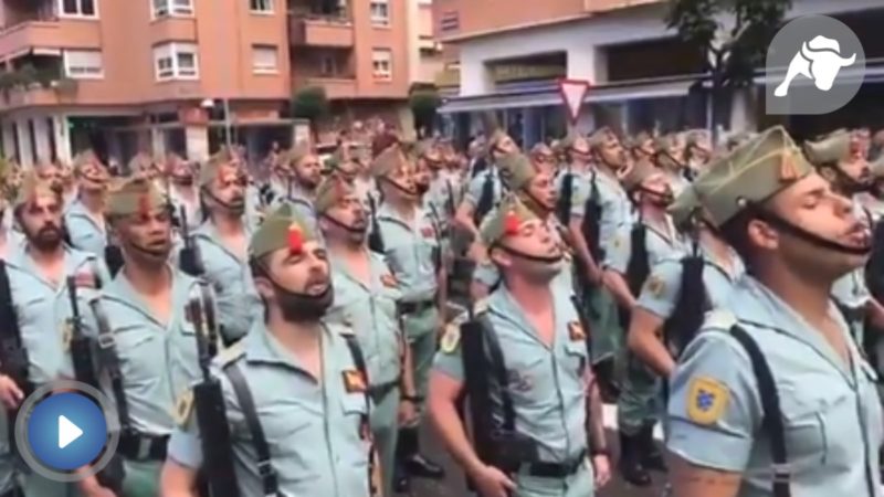 Pelos de punta: así sonó el himno de la Legión en las calles de Logroño