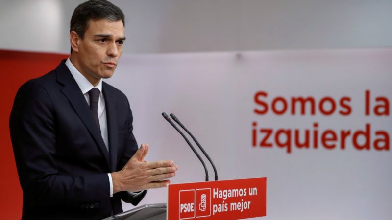 El PSOE estudia una moción de censura contra Rajoy con Sánchez como candidato