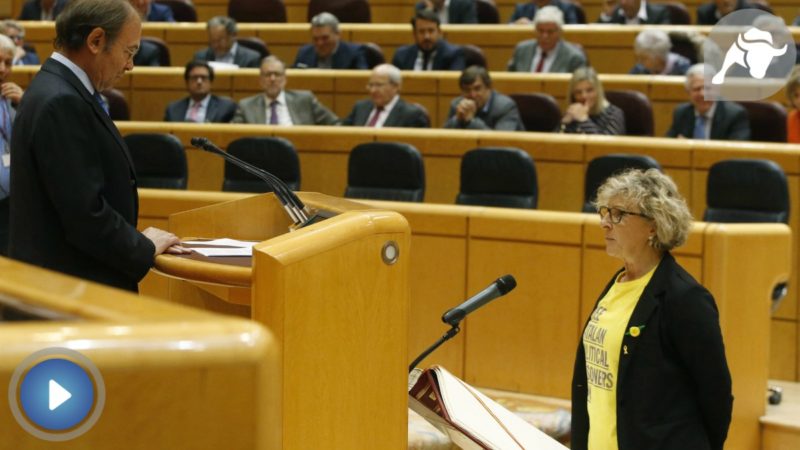 Críticas a Escudero por aceptar el acta de una senadora que insulta a España