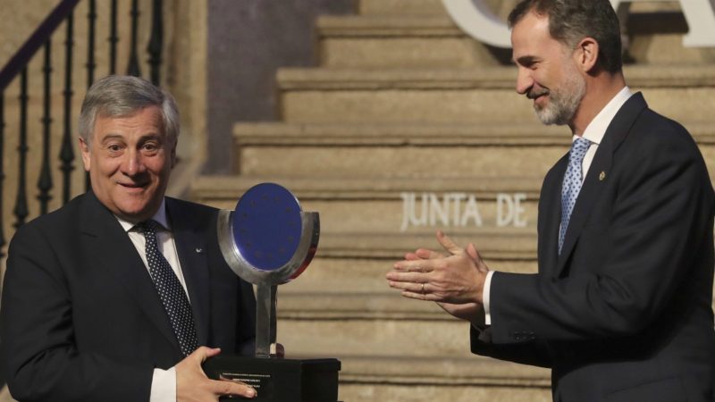 Tajani carga contra los independentistas: 'No hay pequeñas patrias'