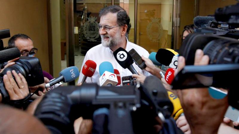 El expresidente del Gobierno, Mariano Rajoy, se reincorpora al despacho en Santa Pola | EFE