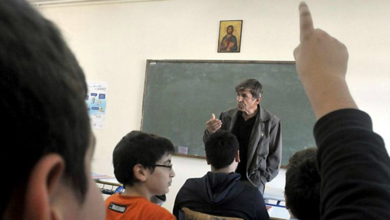 Navarra defenderá en el Congreso eliminar la religión de las aulas