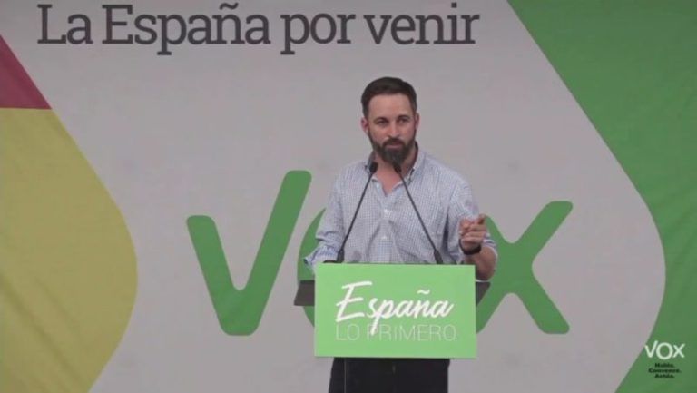 Abascal alerta del efecto llamada y dice que Sánchez 'se pone a las ...