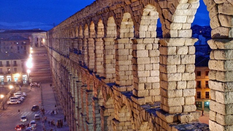 El épico troleo a la Memoria Histórica a cuenta del acueducto de Segovia
