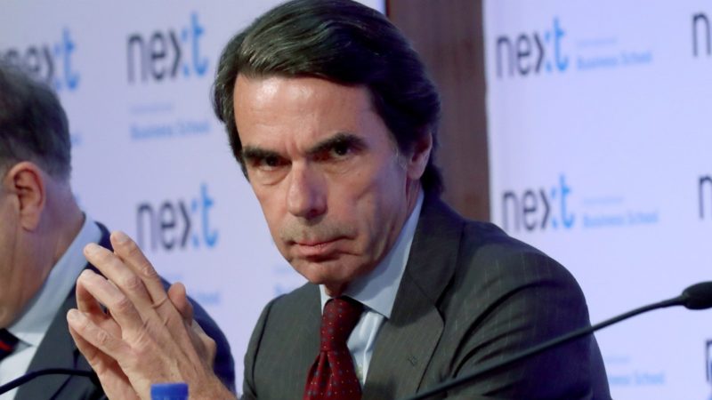 Aznar reniega del PP y se ofrece para reconstruir el centro-derecha