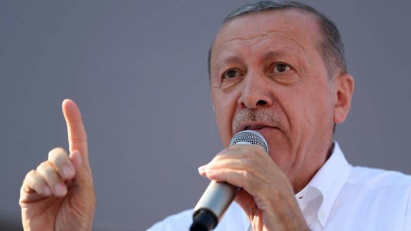 Erdogan gana las elecciones presidenciales y asume todos los poderes