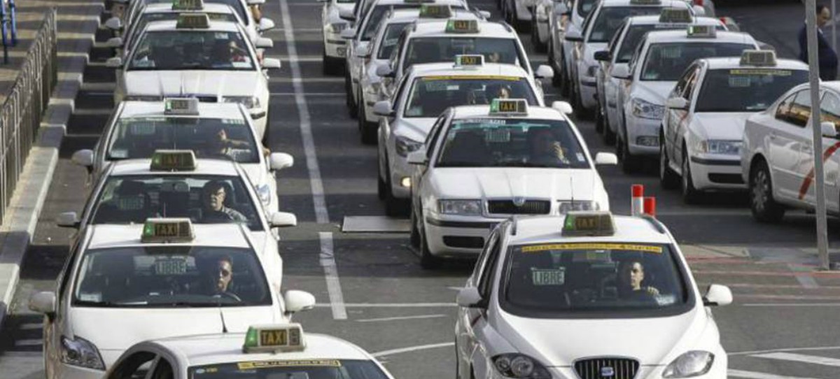Madrid inicia cambio de la normativa del taxi para introducir un precio cerrado