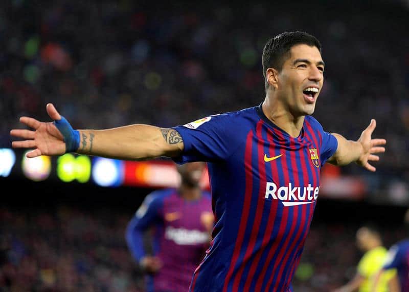 FC Barcelona's Luis Suarez celebrates after scoring during a Spanish LaLiga soccer match between FC Barcelona and Real Madrid at the Camp Nou stadium in Barcelona, north eastern Spain, 28 October 2018. (España) EFE/EPA/Enric Fontcuberta