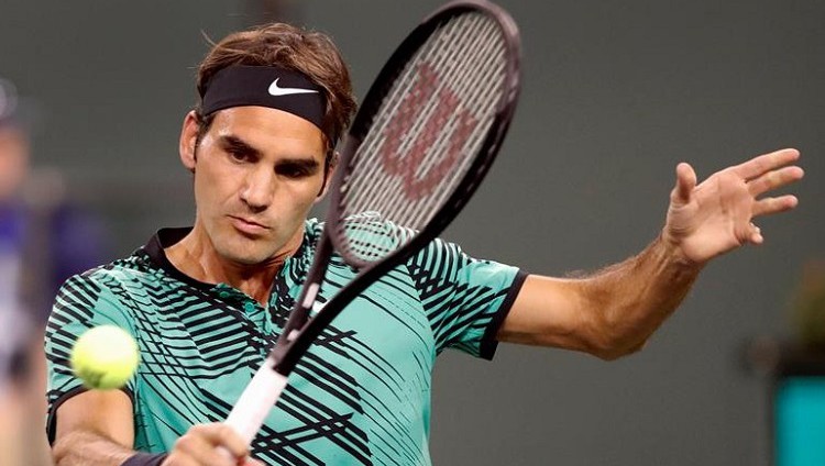 Federer: «Hay que mantener las formas en el tenis y respetar a los recogepelotas»