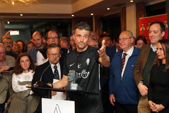 Luis Enrique: «Isco ha venido siempre conmigo; fijaos en mis hechos»