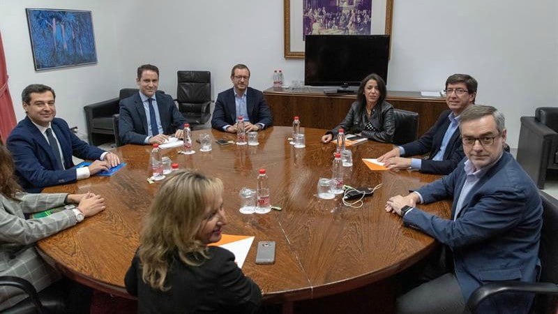 PP y Cs acercan posiciones para el acuerdo en Andalucía… y cuentan con los votos de VOX