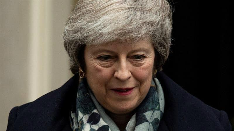 May reúne a su Gobierno para evaluar un posible brexit sin acuerdo