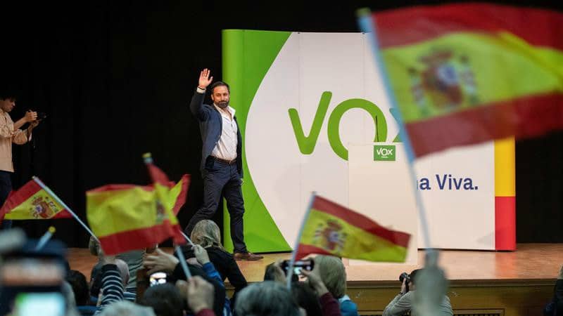 Un 11,2 % de exvotantes del PP y un 6,1 de Cs tienen decidido ya apoyar a VOX