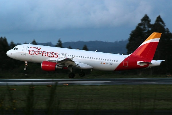Iberia Express repite en 2018 como aerolínea bajo coste más puntual del mundo