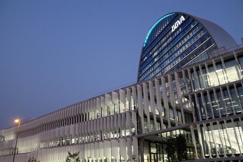 El BBVA lanza una emisión de deuda sénior no preferente a cinco años