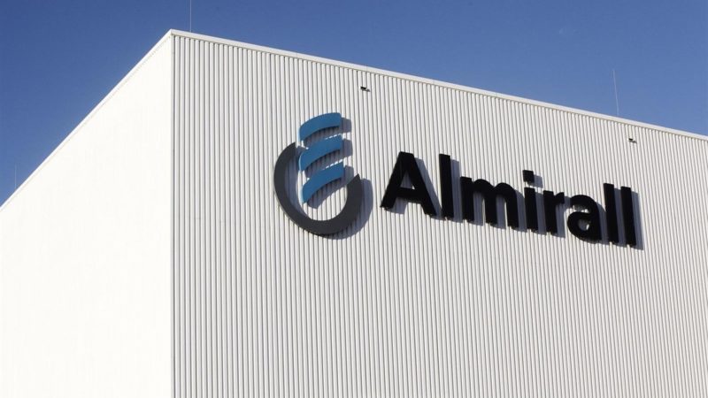 Almirall ganó 77,6 millones en 2018 y deja atrás las pérdidas