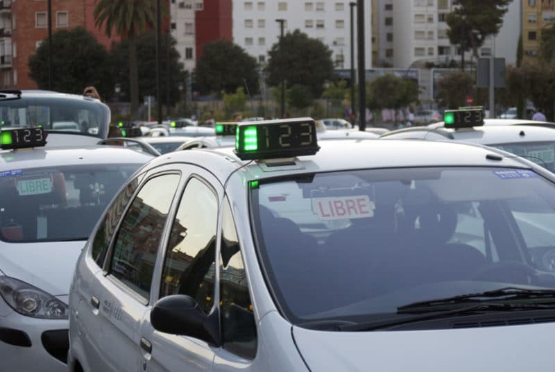 El taxi, expectante ante la llegada de una nueva app que compita con Mytaxi