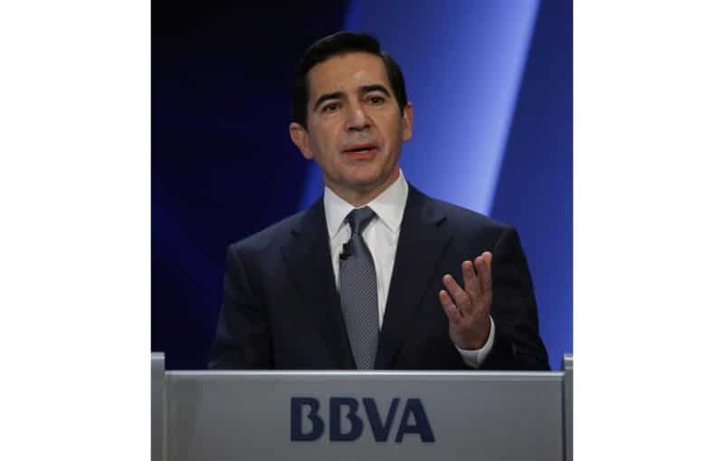 «BBVA ha sido, es y seguirá siendo un banco honesto», insiste su presidente