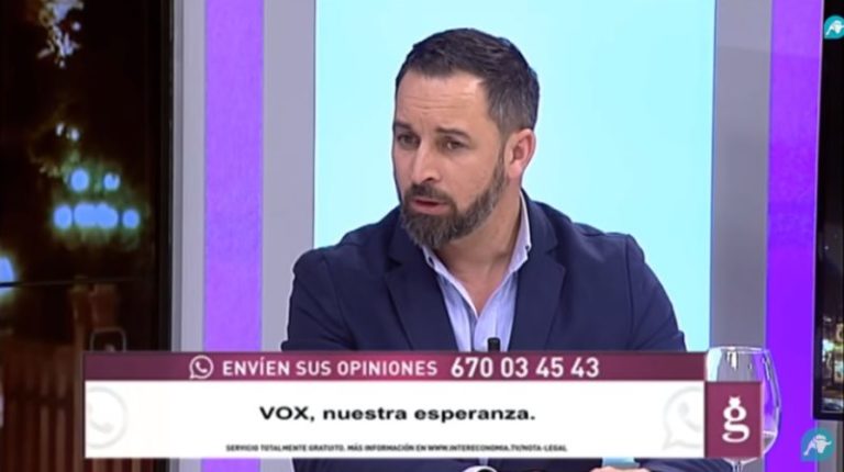 Abascal llama a detener el efecto llamada de la inmigración ilegal