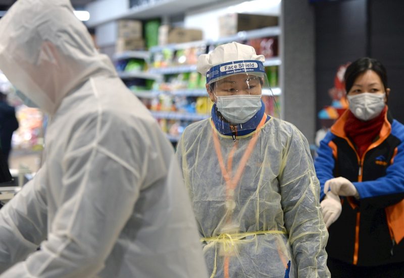 Las muertes por el coronavirus en Hubei se disparan hasta las 1.310 personas
