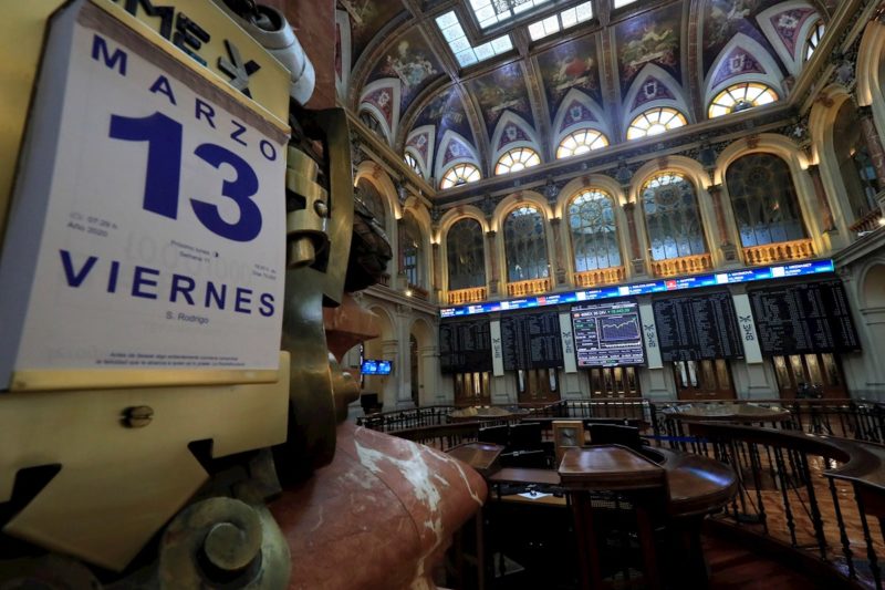 La Bolsa española se desinfla y reduce las ganancias iniciales al 3,93 %