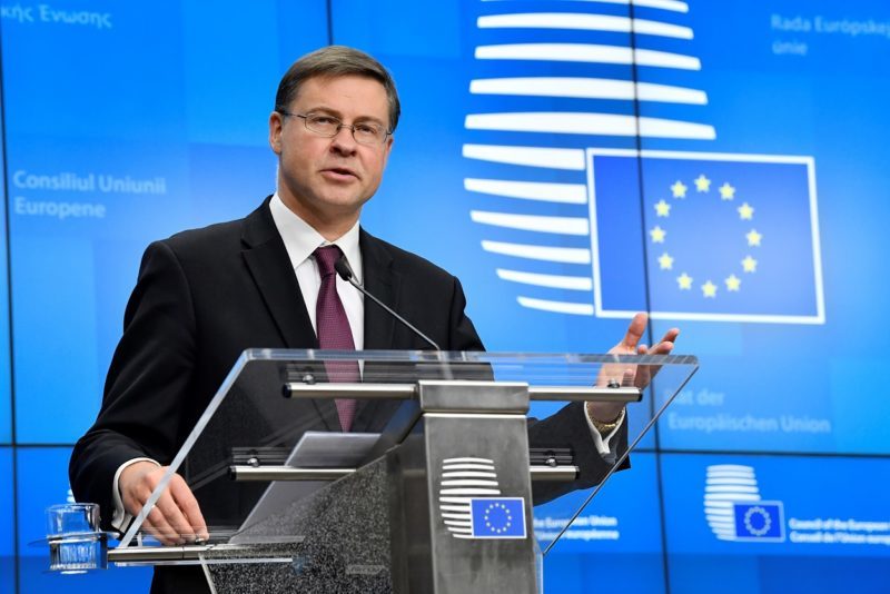 El vicepresidente de la Comisión Valdis Dombrovskis